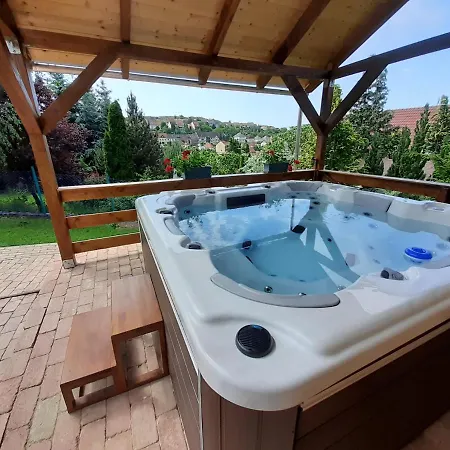 Bed & Breakfast Flamingo Vendeghaz 3*