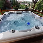 Bed & Breakfast Flamingo Vendeghaz Eger