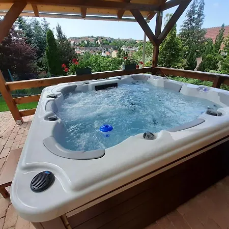 Flamingo Vendeghaz Eger