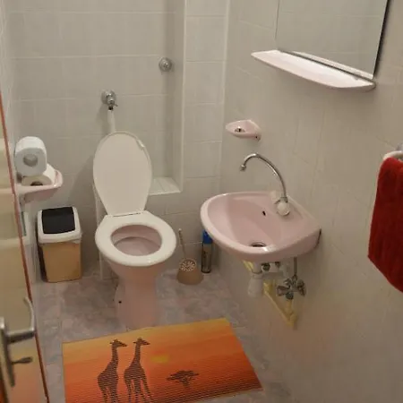 Flamingo Vendeghaz 3* Eger