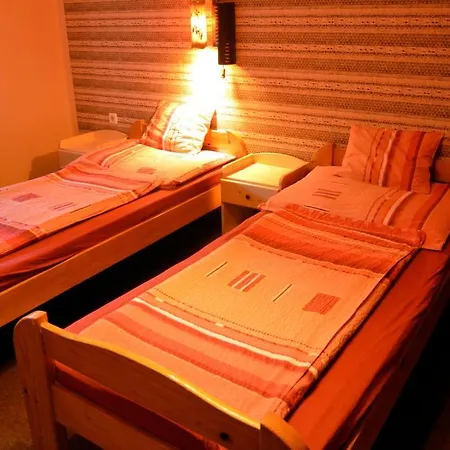 Flamingo Vendeghaz 3* Eger