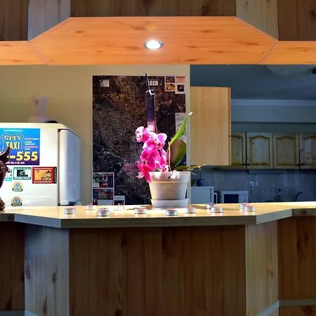 Flamingo Vendeghaz Bed and breakfast 3*