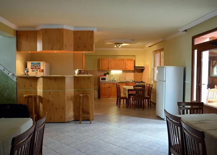 Bed & Breakfast Flamingo Vendeghaz Eger
